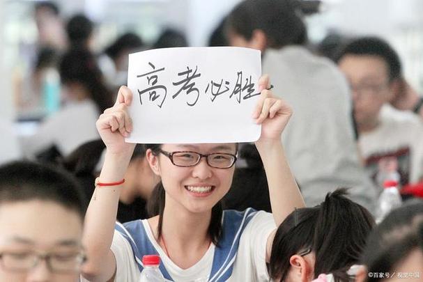 高考前,母亲把自己给了孩子,只为助力孩子冲刺高考